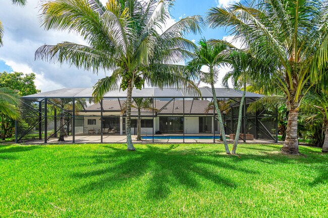 Building Photo - 10391 Boca Woods Ln