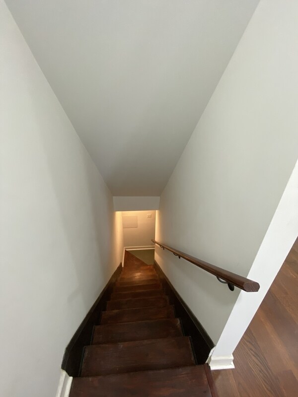 Building Photo - 423 N Highland Ave