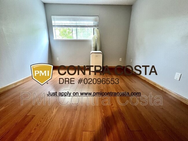 Building Photo - 1060 Oak Grove Rd