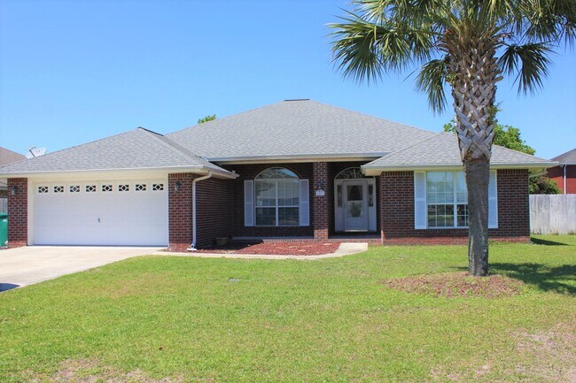 Primary Photo - 2467 Heritage Cir