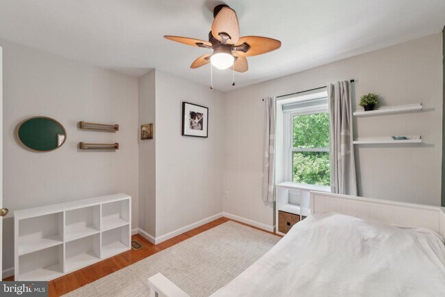 Building Photo - 11545 Pine Cone Ct