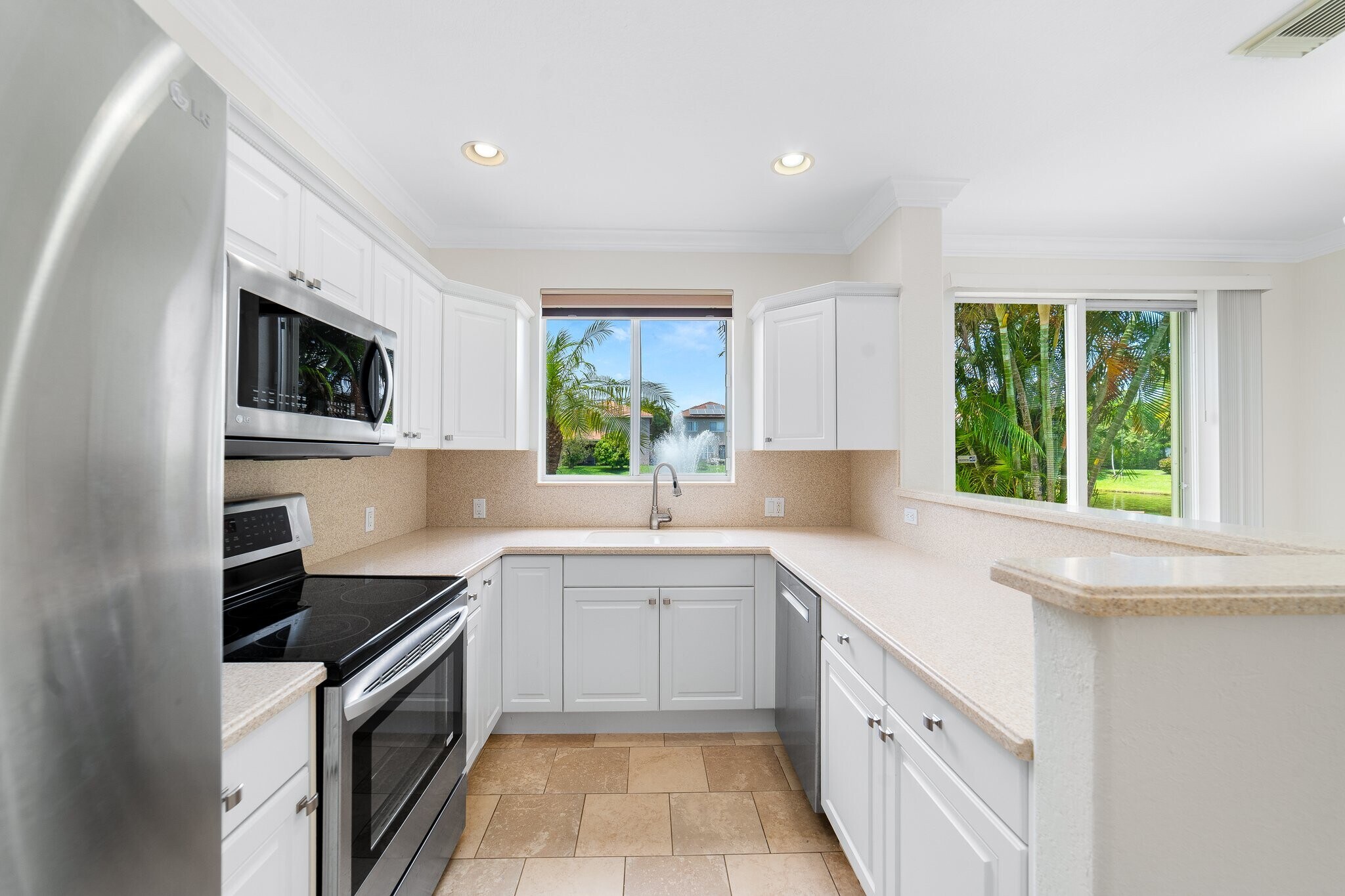 Building Photo - 3057 Laurel Ridge Cir