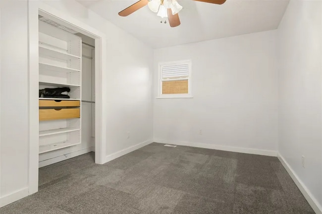 Building Photo - 1206 Aurora Way