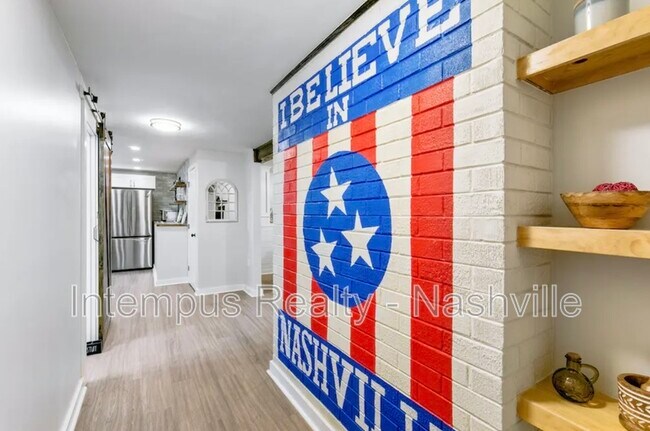 Building Photo - 840 Lemont Dr