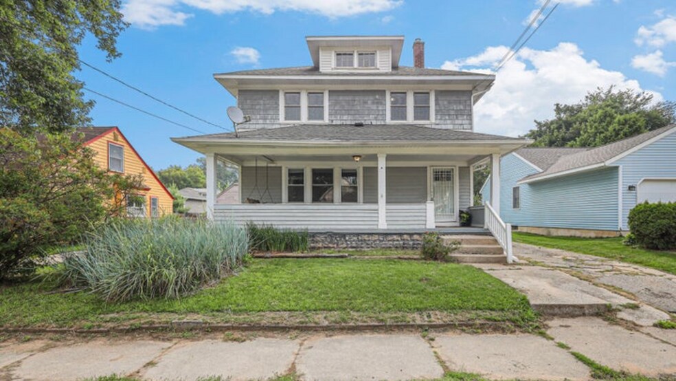 Building Photo - 2116 Lafayette Ave NE