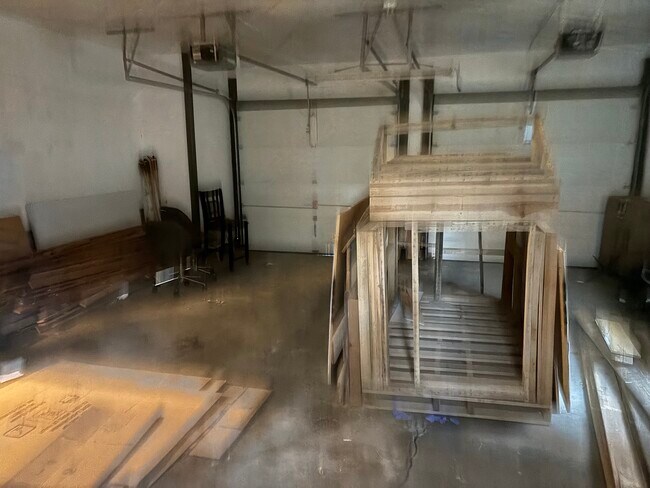 Primary Photo - 12500 E 53 St