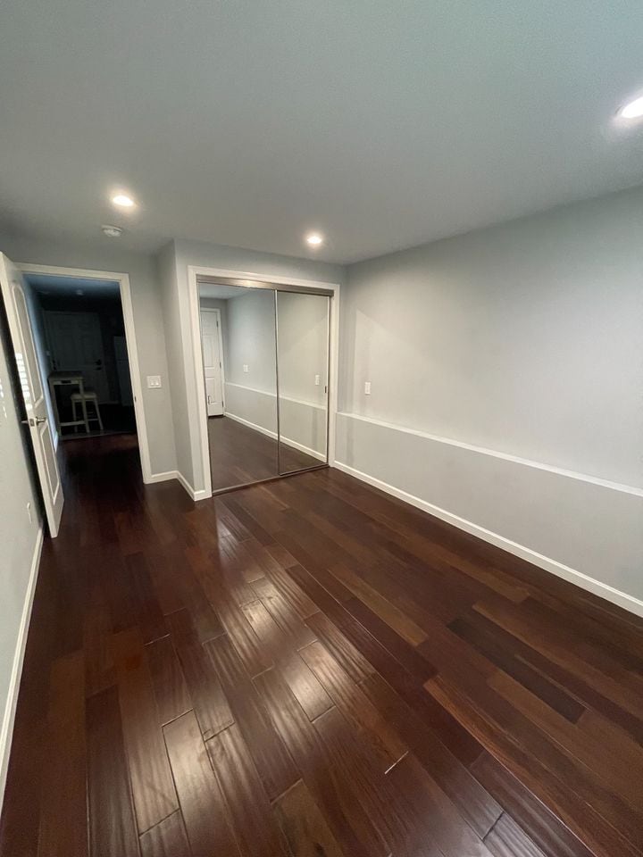 Building Photo - 2125 20th Ave