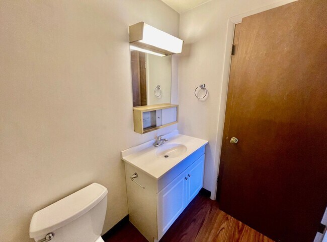 Building Photo - 1 Bed 1 Bath- Moon Township PA