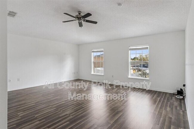Building Photo - 455 Danube Dr