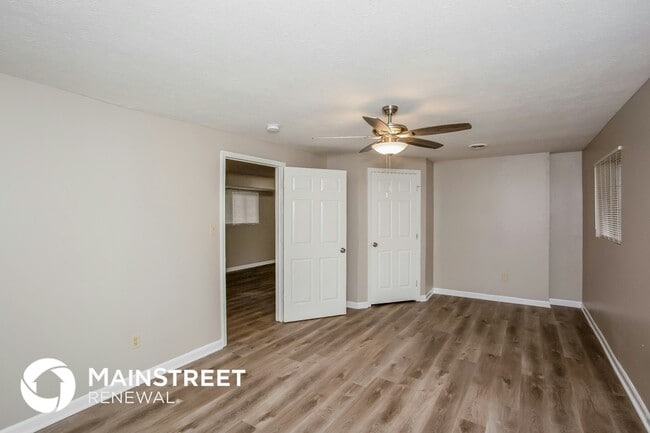 Building Photo - 4051 Luxembourg Cir W