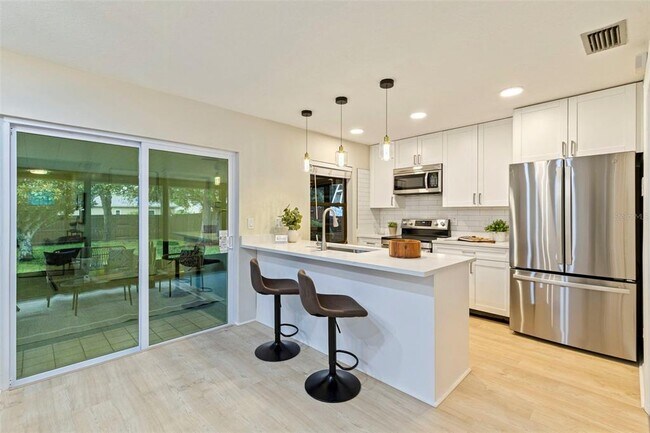 Building Photo - 1353 Wildwood Ct
