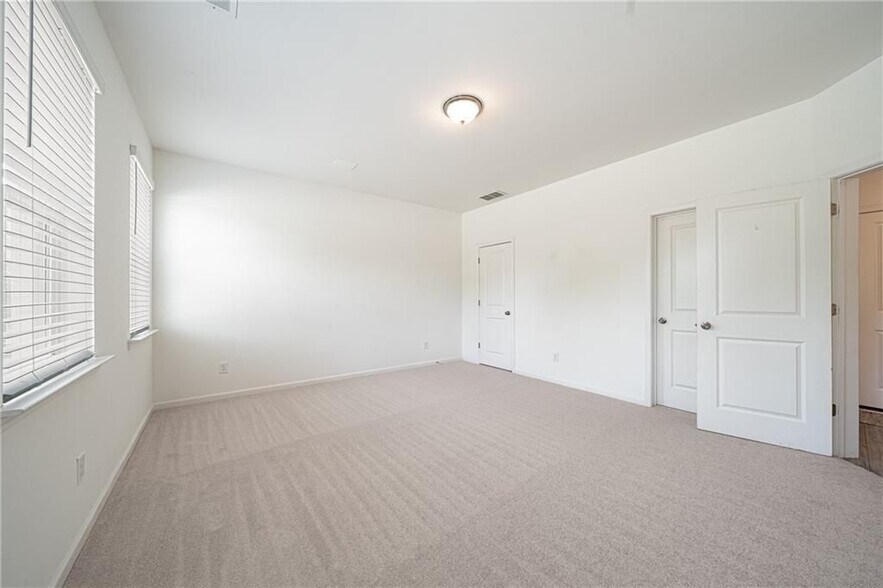 Building Photo - 307 Danville Ave