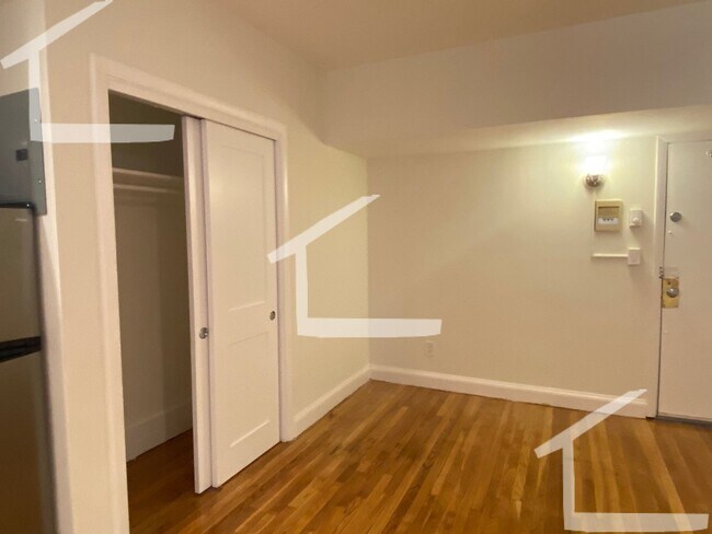Building Photo - Spacious Studio Coming Available