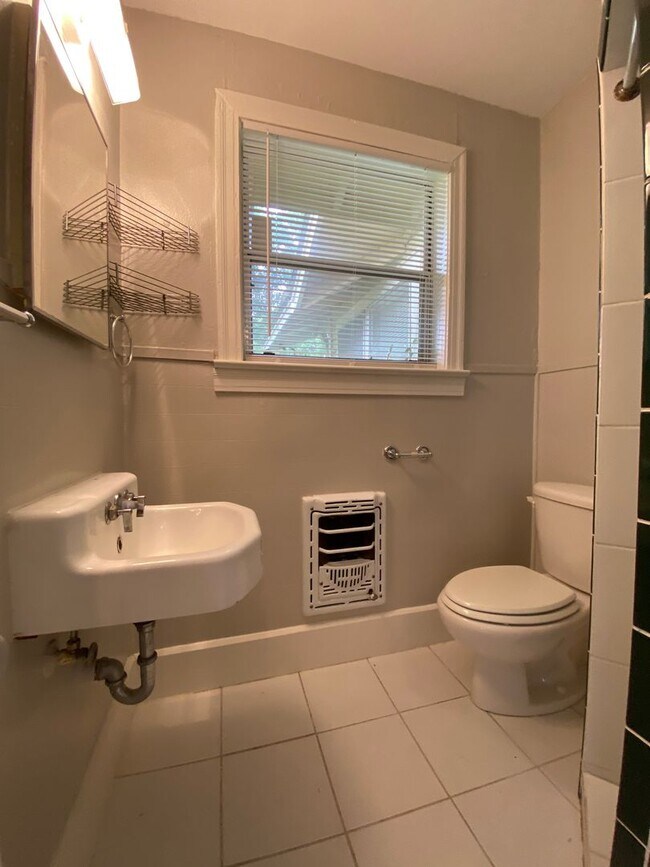 Building Photo - Cullen-1914