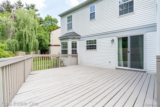 Building Photo - 3262 Woe-Be-Tide Ct