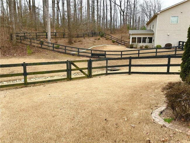 Building Photo - 5665 Carruth Lake Dr