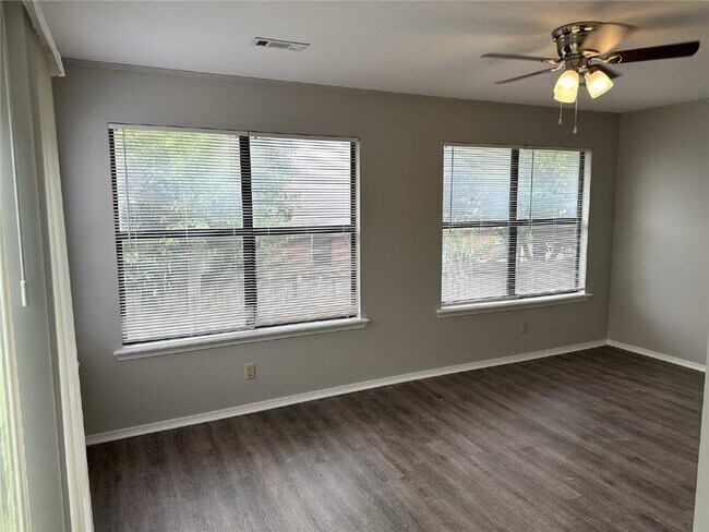 Building Photo - 2485 W Jane Cir Dr