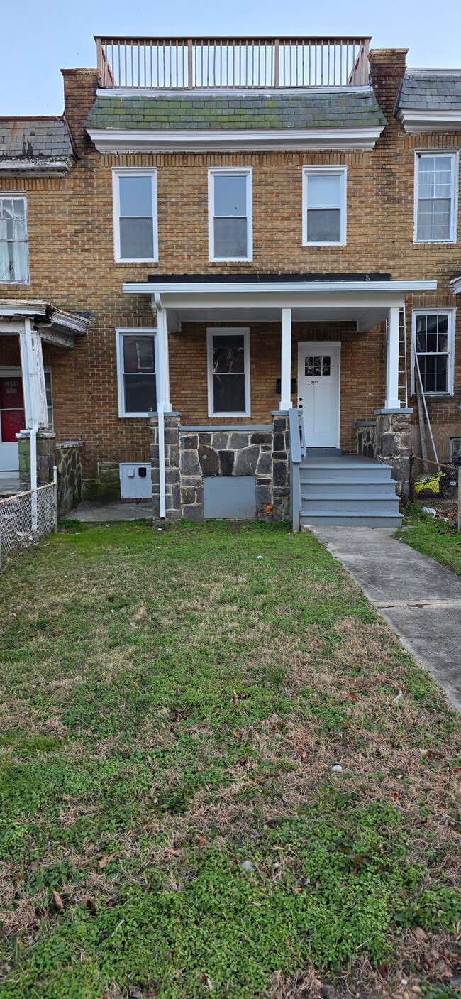 Building Photo - 2461 Shirley Ave