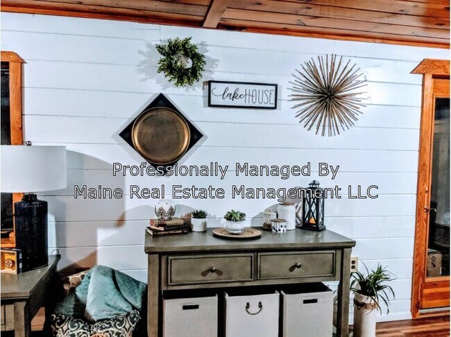 Building Photo - 107 Pine Trail