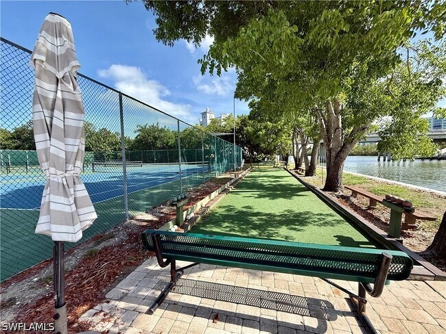 Building Photo - 11118 Gulf Shore Dr