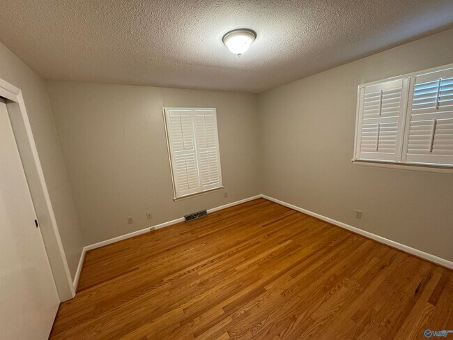Building Photo - 377 College Park Ct NW