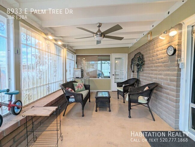 Building Photo - 8933 E Palm Tree Dr