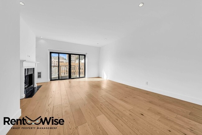 Building Photo - 1776 Sacramento St