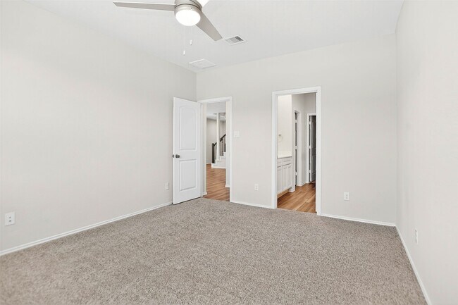 Building Photo - 9205 Inland Leather Ln