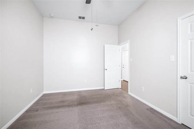 Building Photo - 1312 Jenkins Bnd