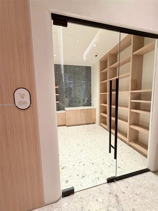 Building Photo - 77 SE 5th St