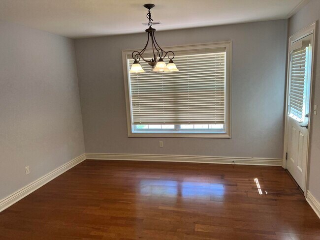 Building Photo - 3304 Longfords Mill Dr
