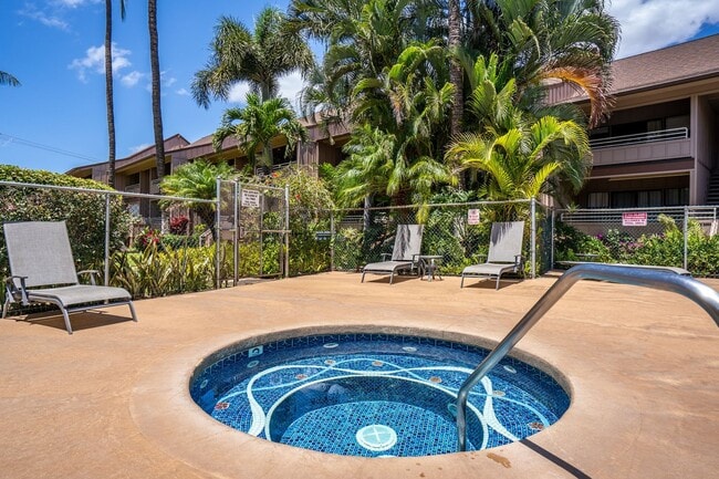 Building Photo - Fully Furnished, 1 Bed/1 Bath, Kihei Bay Vista with Pool