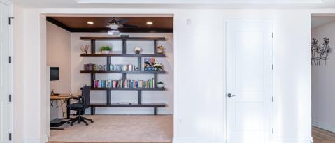 Building Photo - 6241 Crescent Park W