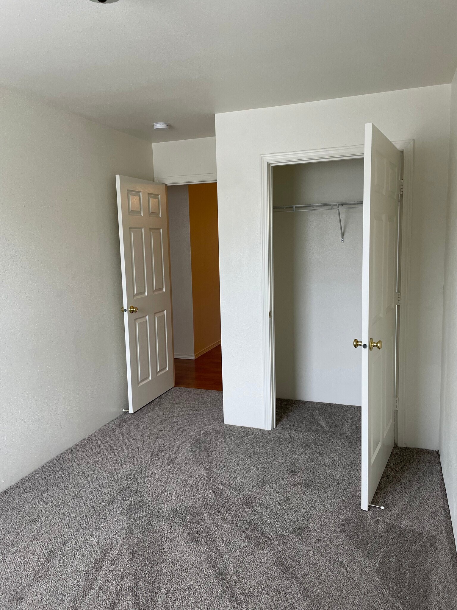 Building Photo - 1186 SW Lafayette Dr