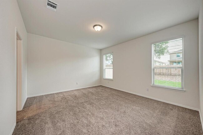 Building Photo - 1636 River Plateau Dr
