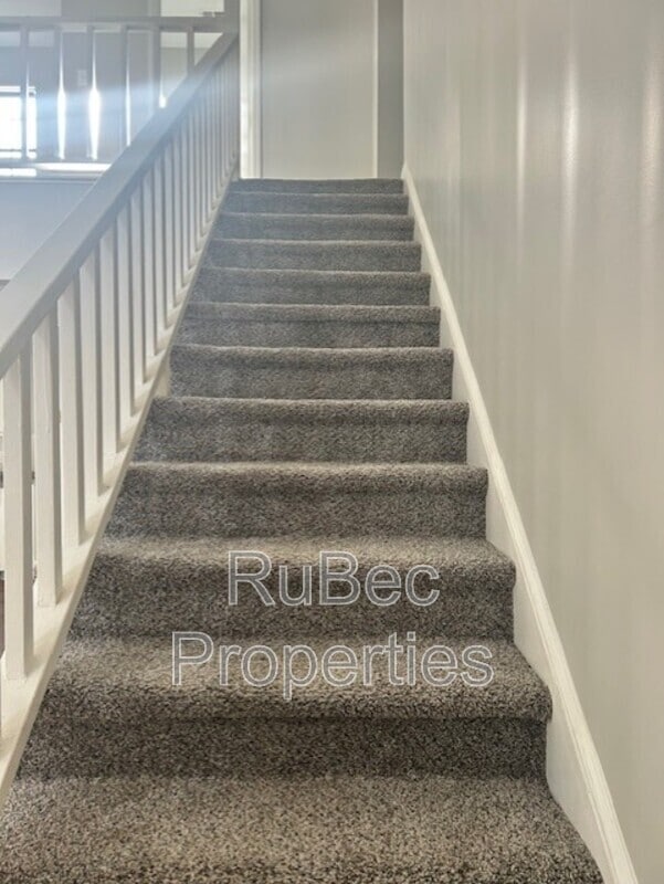 Building Photo - 8500 Quarry Rd