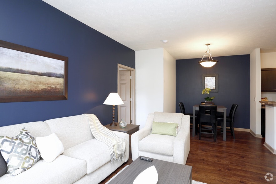 Avon Creek 291 Great Lakes Cir W Avon IN 46123 Apartment Finder