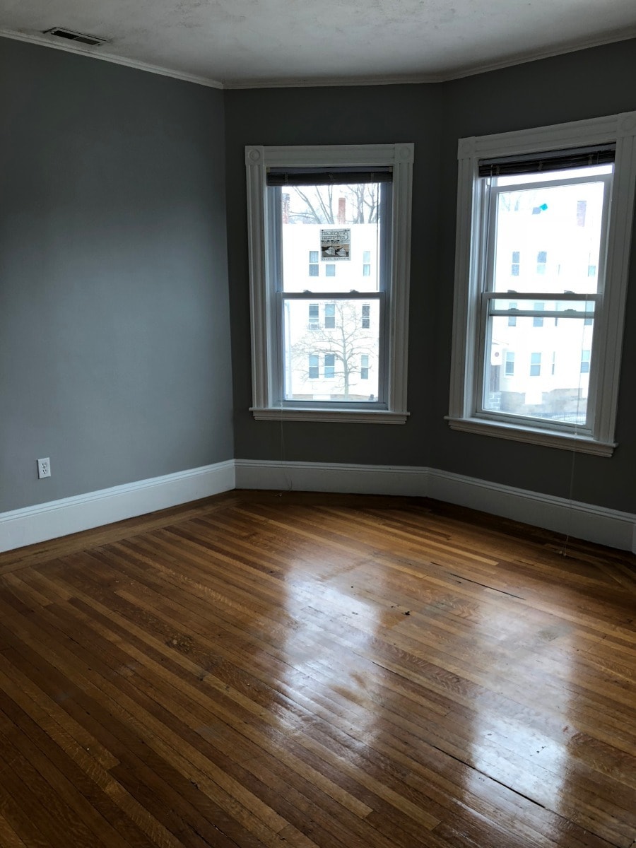 Building Photo - 122 Calumet St