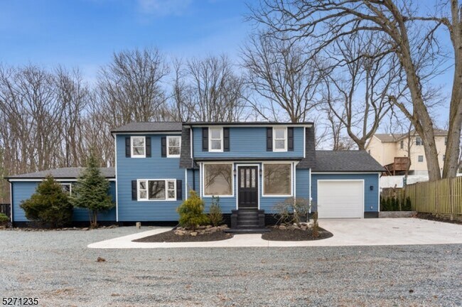 Building Photo - 567 Eagle Rock Ave