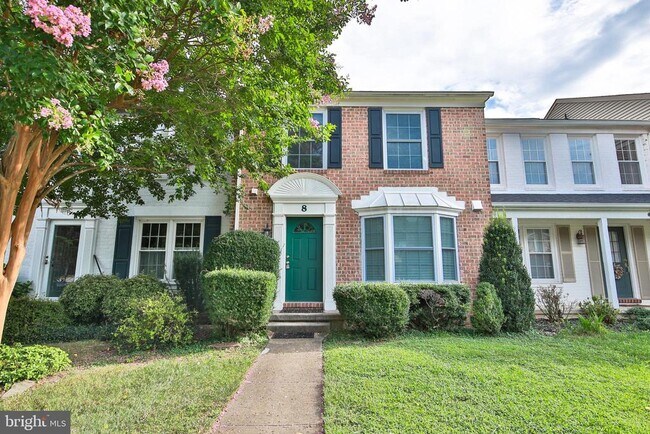 Primary Photo - 8 Donagh Ct