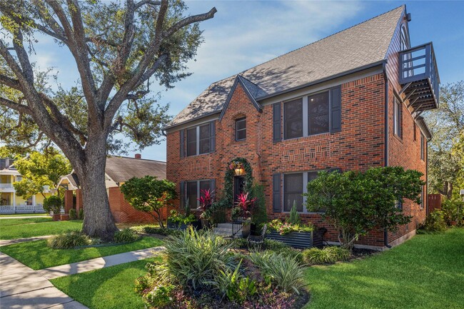 Primary Photo - 505 Harvard St