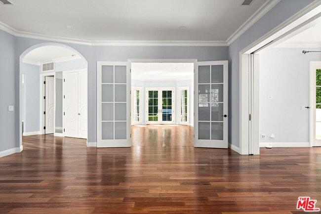 Building Photo - 1357 Schuyler Rd