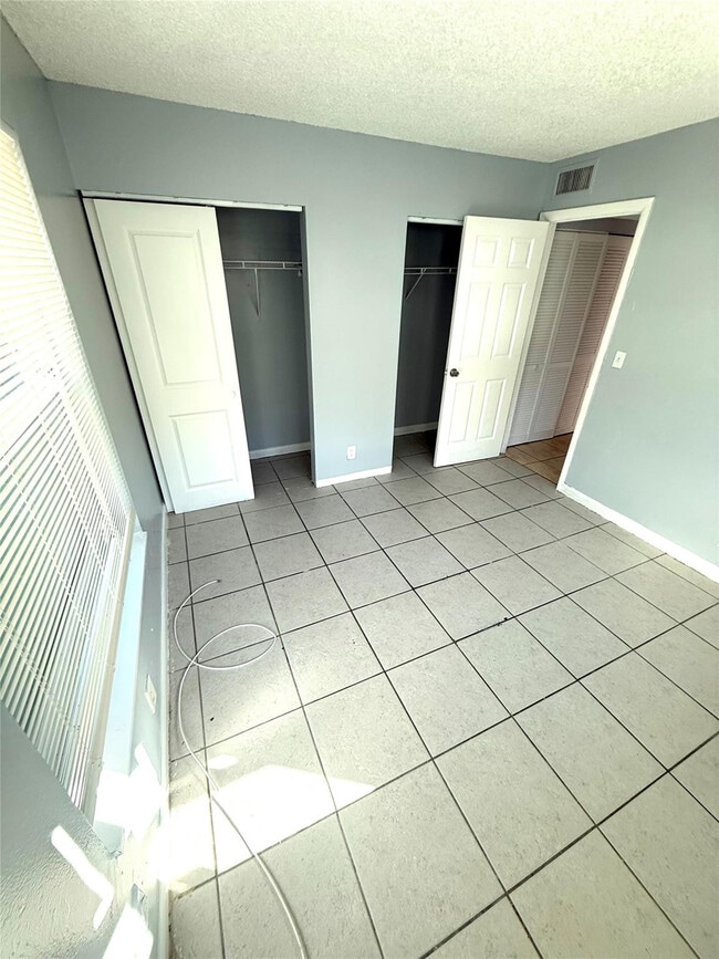 Building Photo - 7480 SW 10th Ct