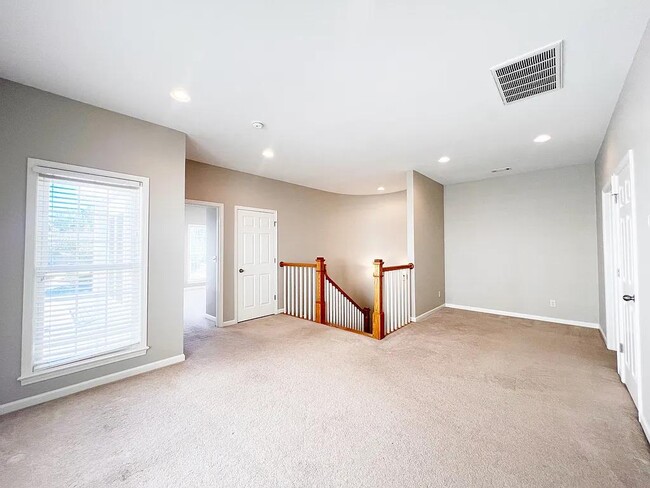 Building Photo - 107 Olde Towne Dr