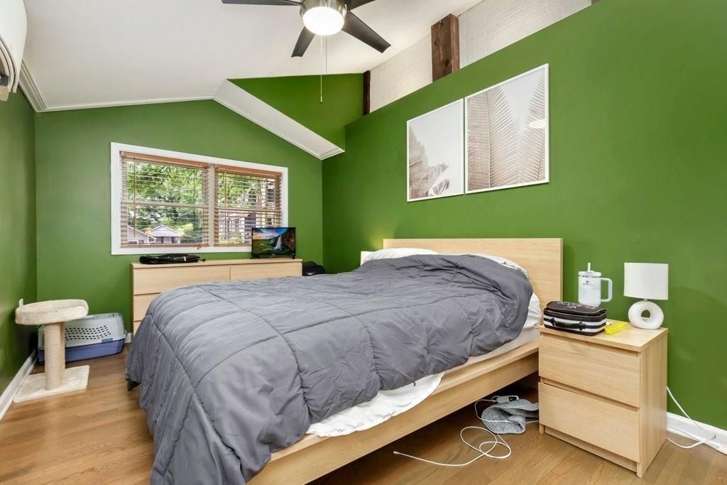 Building Photo - 677 Holmes St NW