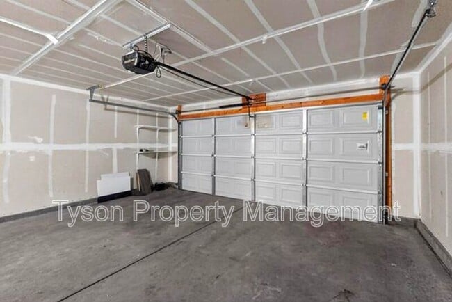 Building Photo - 1301 Amole Vista St SW