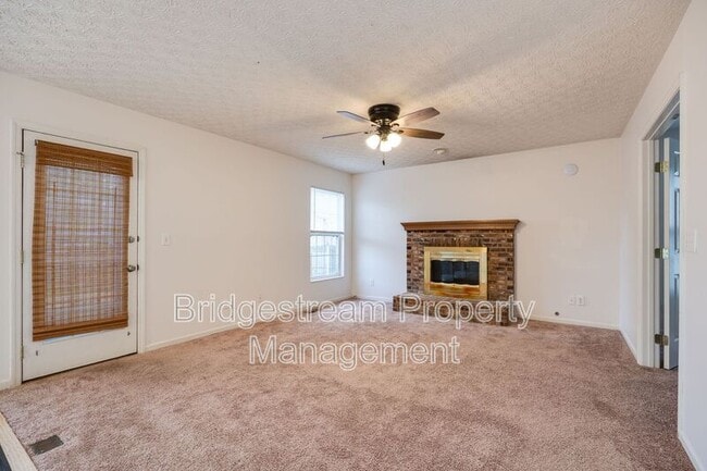 Building Photo - 4448 Forest Ridge Blvd
