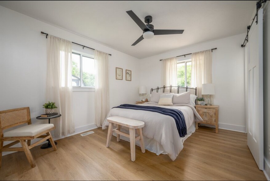 Building Photo - 3864 Esquire Ct