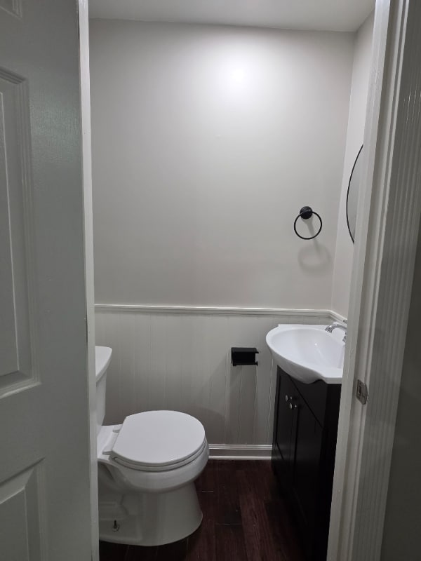 Building Photo - 116 E 27th St