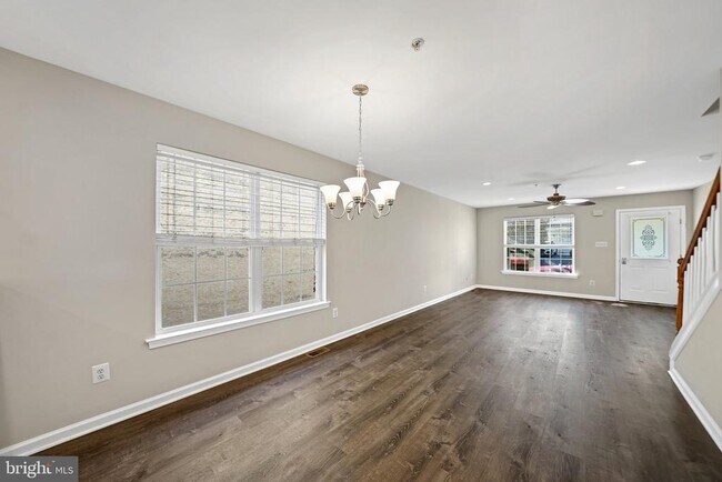 Building Photo - 24 Merion Ave